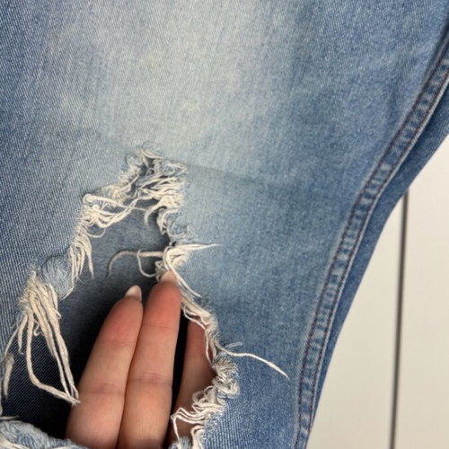 Zara Jean Capri wide fit size 36 used with rips
