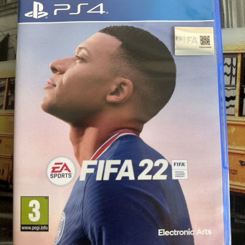 FIFA 22 PlayStation 4 game like new