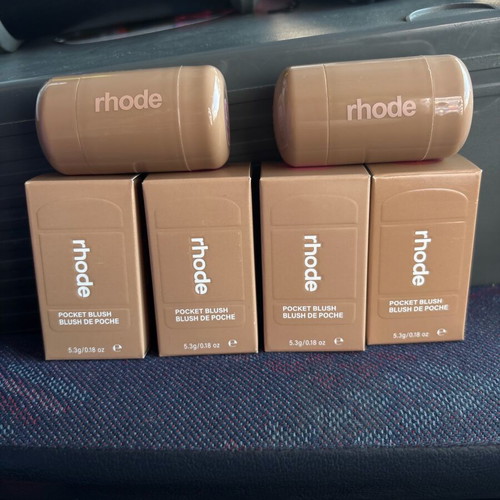 Rhode pocket blush new