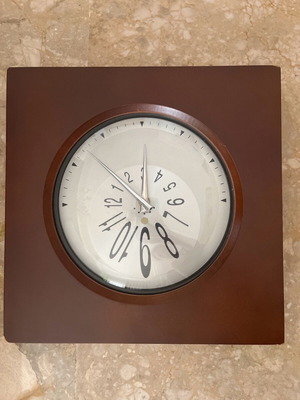 Wooden analog wall clock like new with asymmetric numbers