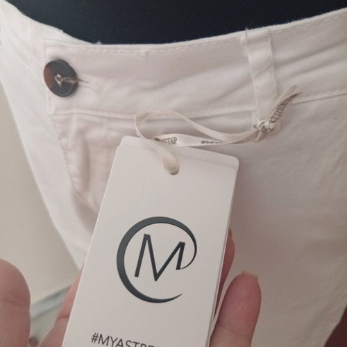 Myastreet White Jeans New, Medium to Large