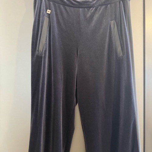 Manila Grace velvet set like new, blue-gray, size 40
