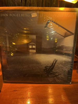 Windows and Walls vinyl used, Dan Fogelberg 1984
