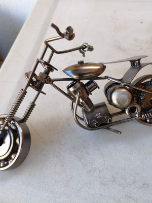 Μεταλλική διακοσμητική μηχανή τσοπερ 20 εκ. σαν καινούργια