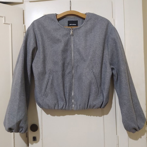 Pink Woman grey coat size small