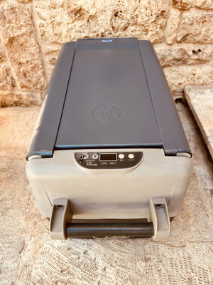ΦΟΡΗΤΟ ΨΥΓΕΙΟ 12v /24V /220V  ISOTHERM TB31 30LT