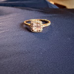 Златен пръстен 18К с розов камък Morganite и диаманти като нов