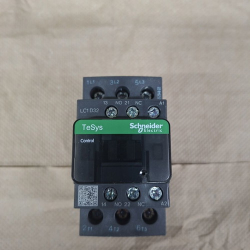 Schneider Electric TeSys D LC1D32 power contactor new