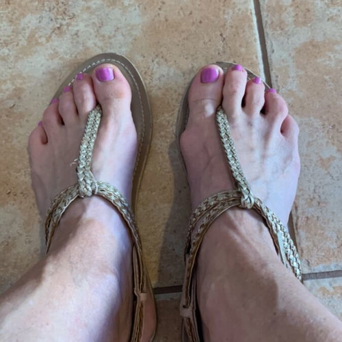 Accessorize gold leather sandals, size 38