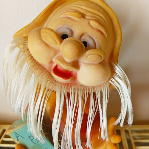 Decorative dwarf figurine like new, tabletop decoration