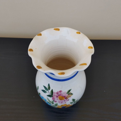 Vintage ceramic vase like new, hand painted