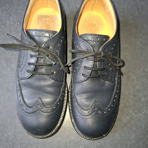 Leather boys' shoes size 30 like new, black