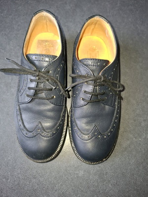 Leather boys' shoes size 30 like new, black