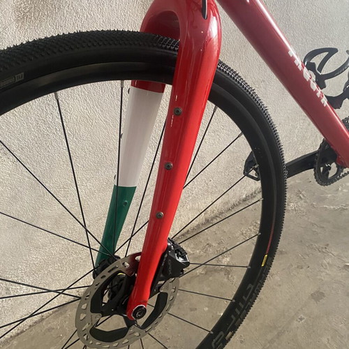 Faggin Mula Gravel bike like new, carbon fork, disc brakes, 29 inch