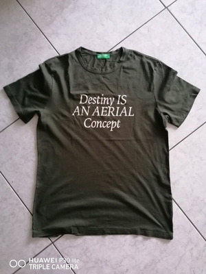 Мъжка тениска Benetton зелена като нова размер M