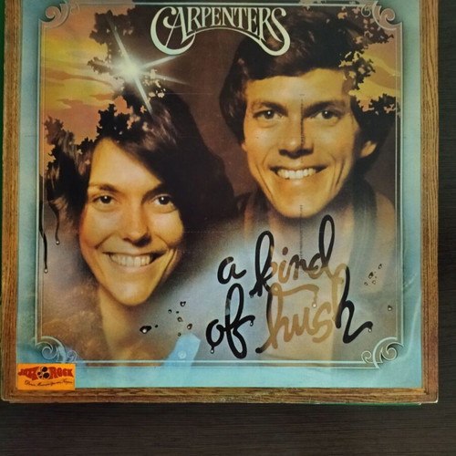 Carpenters There's a Kind of Hush LP like new