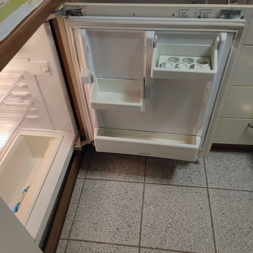 Ariston Built-in Under Counter Refrigerator like new