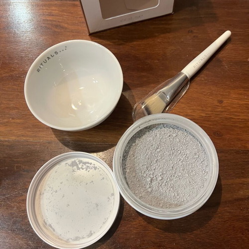 Rituals of Namaste face mask set like new