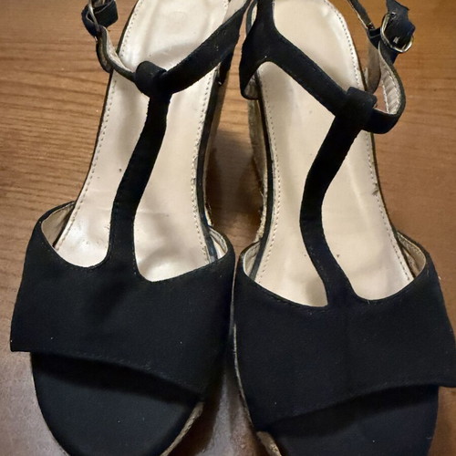 Platform sandals size 39 used, black