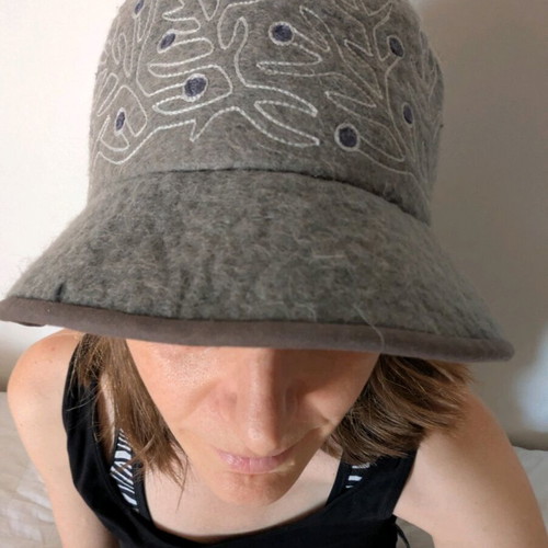 Wool hat like new, handmade, gray and blue, size S