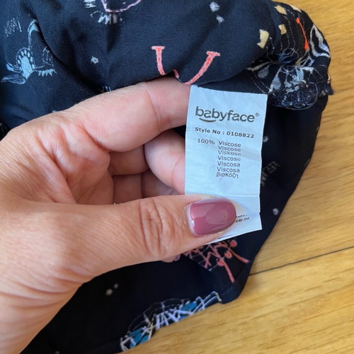 Babyface skirt like new, size 2 years