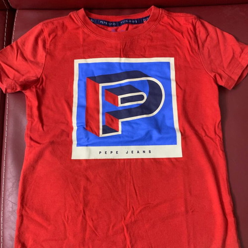 Pepe Jeans short-sleeve red t-shirt like new, 140 cm