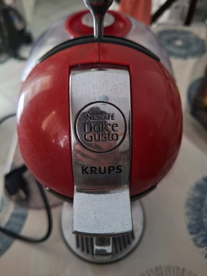 Dolce Gusto coffee maker like new