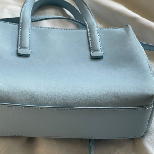 Calvin Klein small crossbody bag like new, light blue
