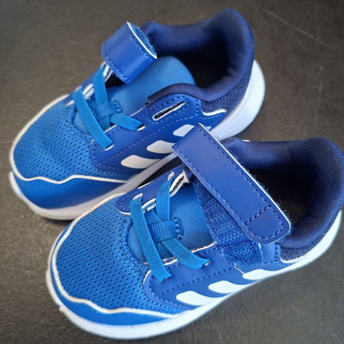 Adidas παιδικά αθλητικά παπούτσια νούμερο 22 σαν καινούργια, μπλε
