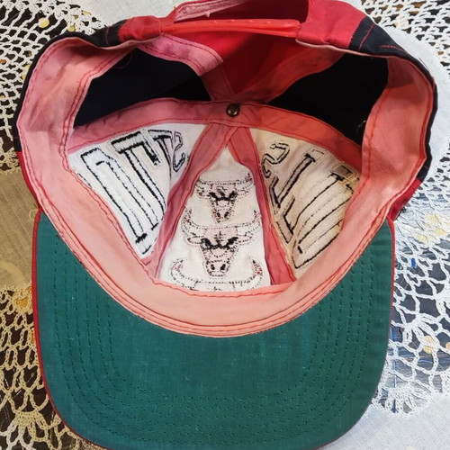Vintage Chicago Bulls cap used with triple logo authentic