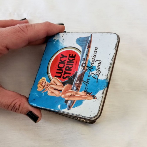 Lucky Strike metal box vintage used, collectible