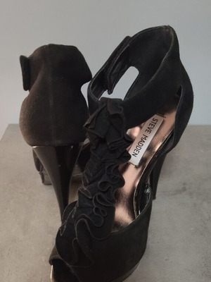 Steve Madden suede black pumps size 38 used