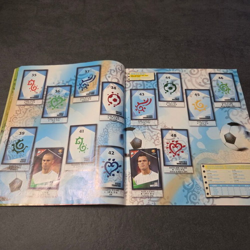 Euro 2004 Panini Sticker Album used, 90 of 334 stickers completed