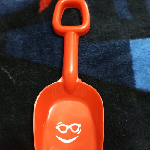 Algida promotional beach bucket like new with shovel