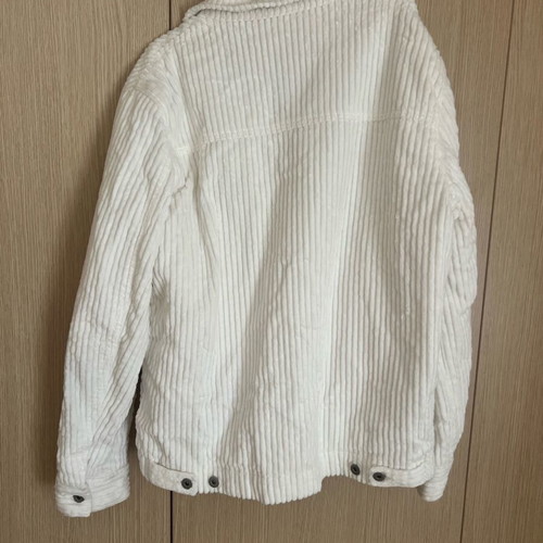 Unisex jacket Zara size Medium white like new with pockets