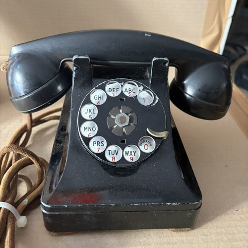 Western Electric Model 302 rotary phone from 1930