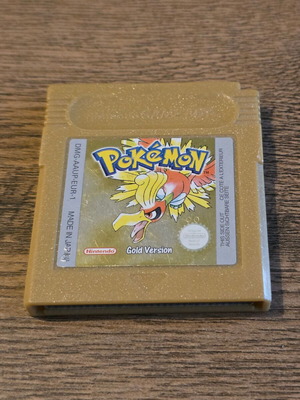 Pokemon Gold Version cartridge Game Boy Advance SP like new