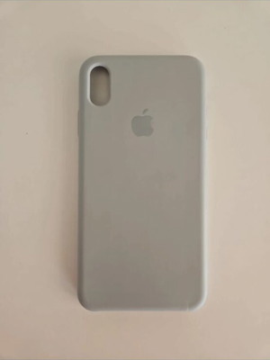 Iphone XS Max case like new