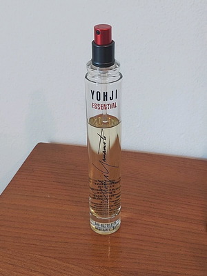 Yohji Essential Eau de Toilette 50 ml για γυναίκες
