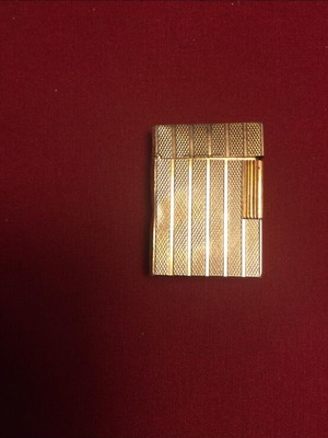 Αναπτήρας S.T Dupont vintage 1970 μεταχειρισμένος με εξωτερική φθορά