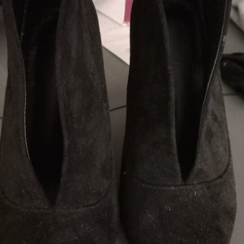 Black bootie like new, size 37