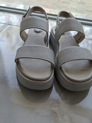 Tamaris Unisex δερμάτινα ανοιχτά σανδάλια νούμερο 45 σαν καινούργιο, γκρι