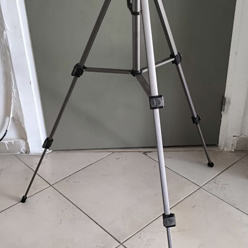 Optex T165 Photo-Video-Digital Tripod like new