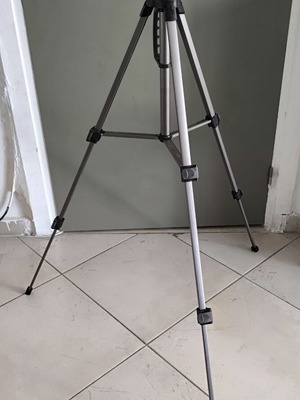 Optex T165 Photo-Video-Digital Tripod like new