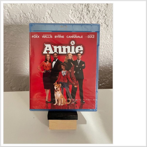 Annie Blu-ray movie new, with Greek subtitles