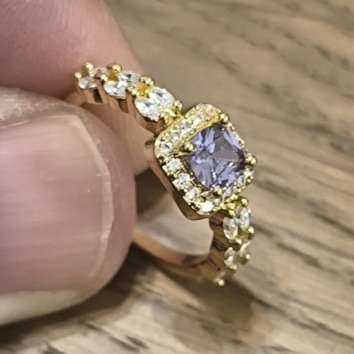 Gold ring with purple square zircon and white stones, adjustable
