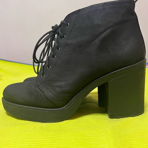 Bershka ankle boots with 10 cm heel like new, sizes 39-40, black