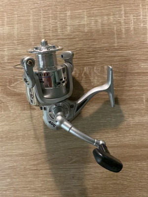 Fishing reel used for spinning