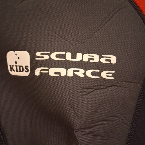 Saily Junior 3mm Kids Wetsuit Scuba Force like new, black/red, size 6