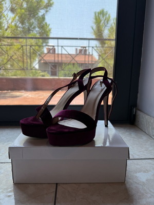 Sued high heel sandals 14cm used, red and purple, Ideal Shoes